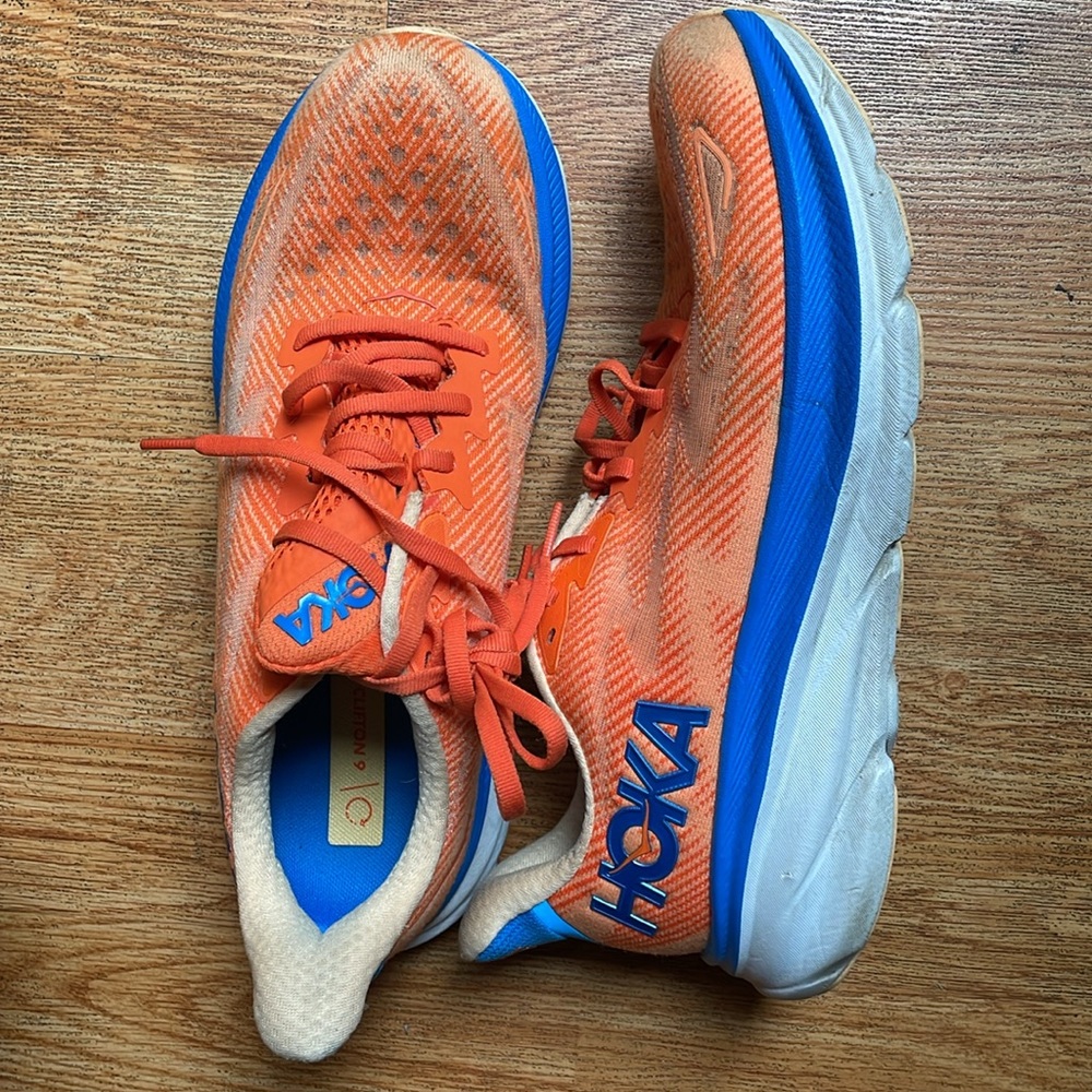 Hoka One One - Picture 3 of 8
